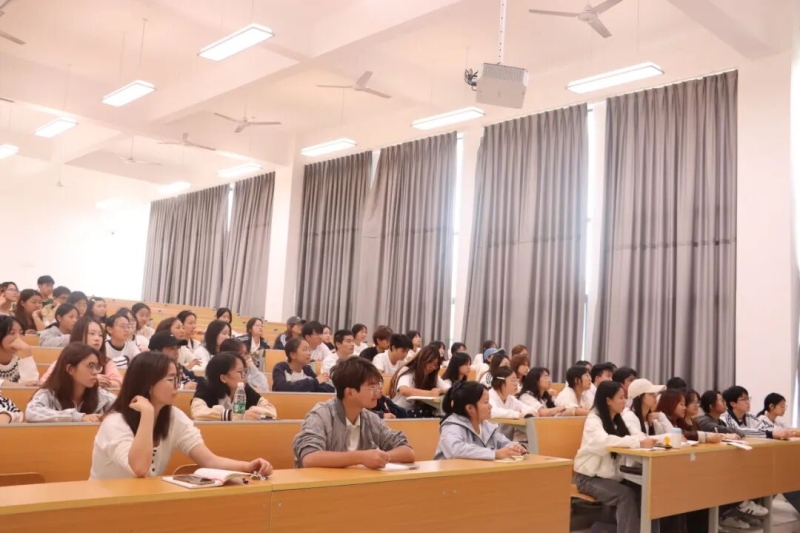 第十二期团校第一次学生会干部培训会